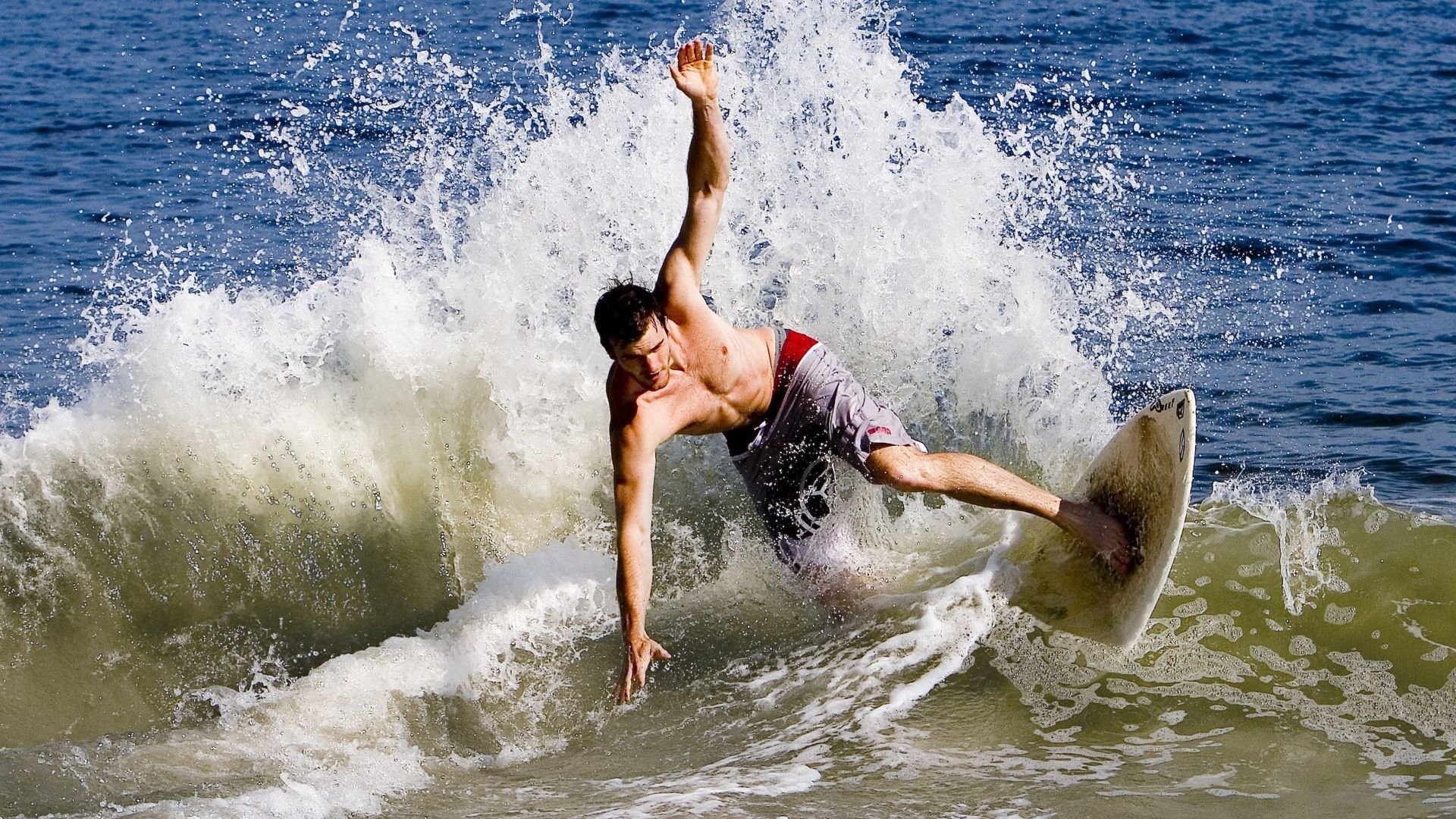 体育新闻中心上线体育人物数据库可视化模块，体育人物深度报道